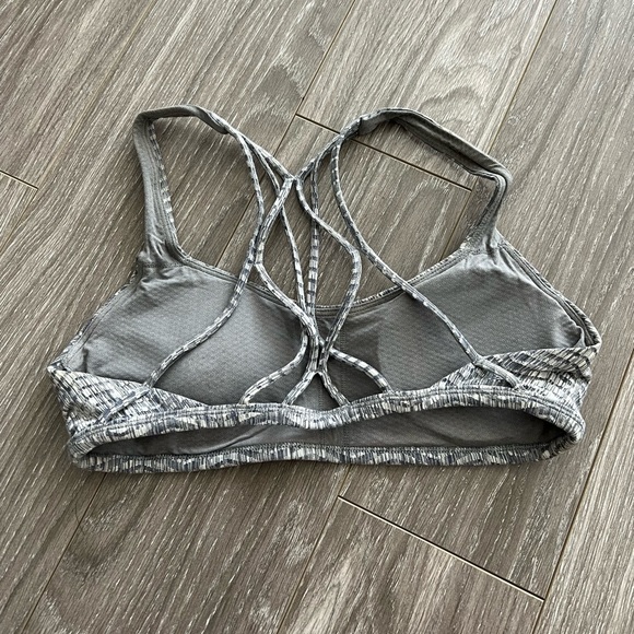 Lululemon Free to be Zen Bra - Picture 2 of 3
